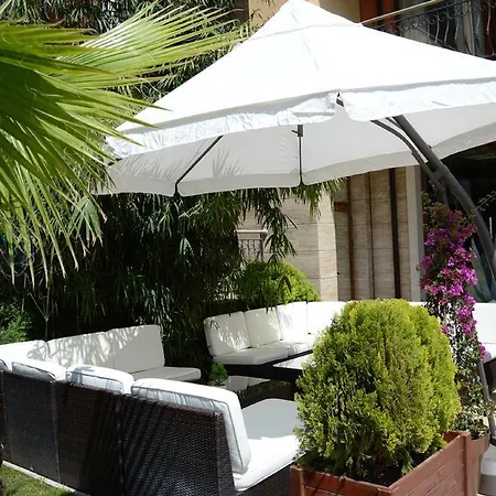 Harmony Suites 3 *